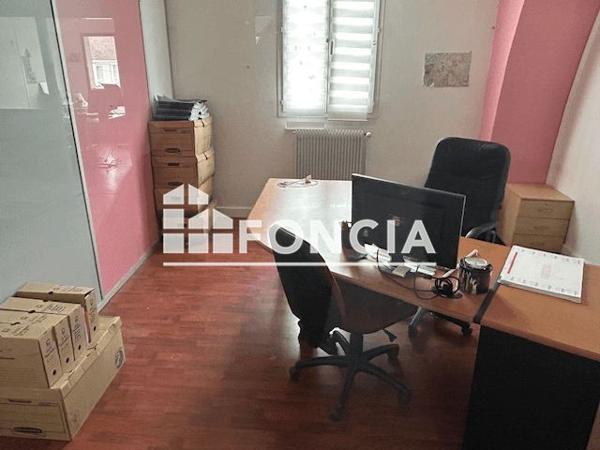 Location Local commercial 8 pièces 270 m² - 8 RUE GUILLAUME BIGOURDAN Wissous 91320