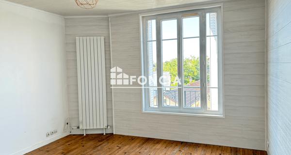Location Studio 31.4 m² - Créteil 94000