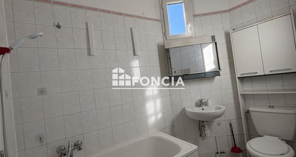 Location Studio 31.4 m² - Créteil 94000