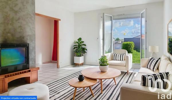 House for sale 4 rooms 86 m² Saint-Vivien