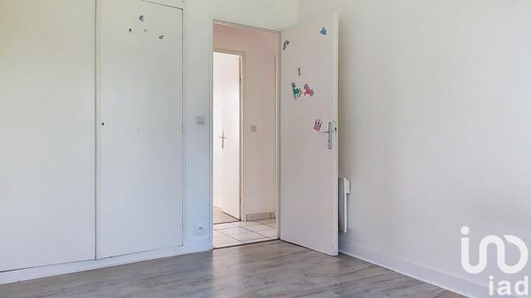 House for sale 4 rooms 86 m² Saint-Vivien