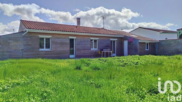 House for sale 4 rooms 86 m² Saint-Vivien