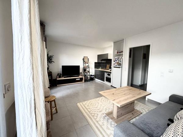 Appartement Emerainville 1 pièce(s) 30.2 m2