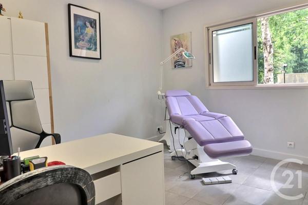 Appartement à vendre  6 pièces - 122 m2 LES LILAS - 93