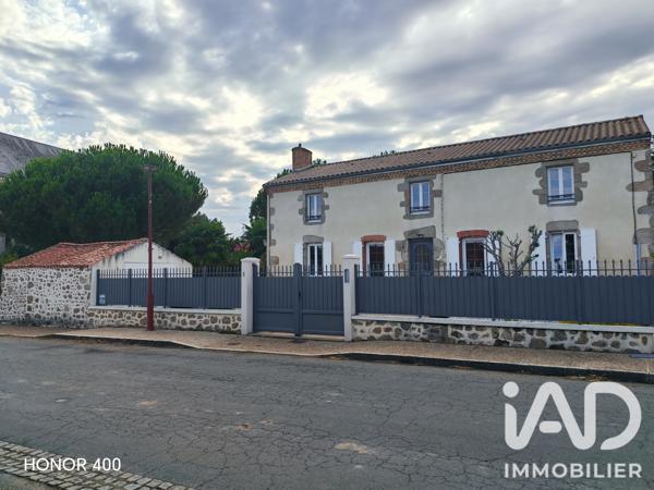 Maison à vendre 6 pièces 145 m² Saint-Aubin-du-Plain