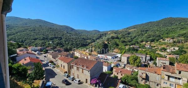 À vendre idéal investisseur ou premier achat : Appartement T3 à rénover à Sartène, Corse du Sud