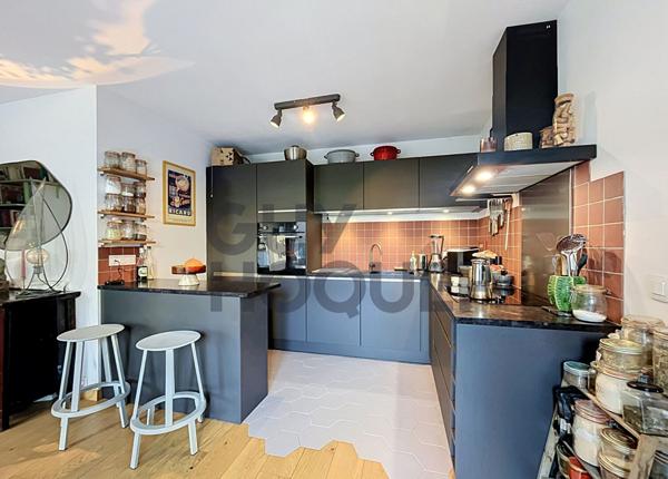 Appartement 3 pièce(s)  60,02 m2 - jardin 60 m2 - copropriété récente
