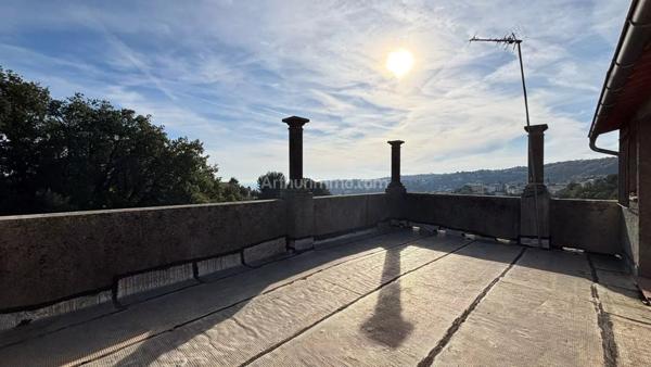 Vente Propriété 7 pièces 212 m2 à Nice
