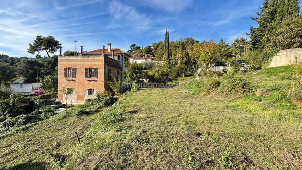 Vente Propriété 7 pièces 212 m2 à Nice