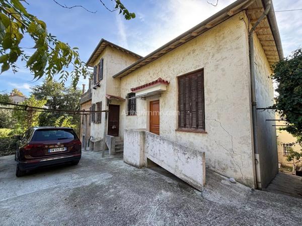 Vente Propriété 7 pièces 212 m2 à Nice
