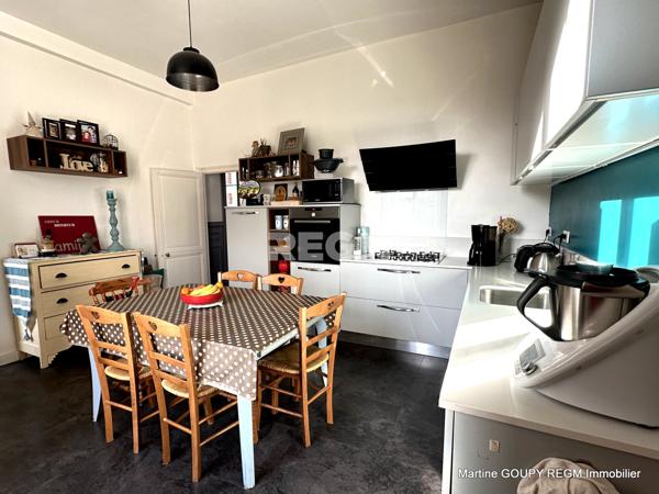 Ouzouer-le-Marché (41240) BEAUCE LA ROMAINE (Ouzouer-le-Marché) 41 – Grande maison familiale – 6/7 Chbres -300 m² hab – Ateliers-Dépenda