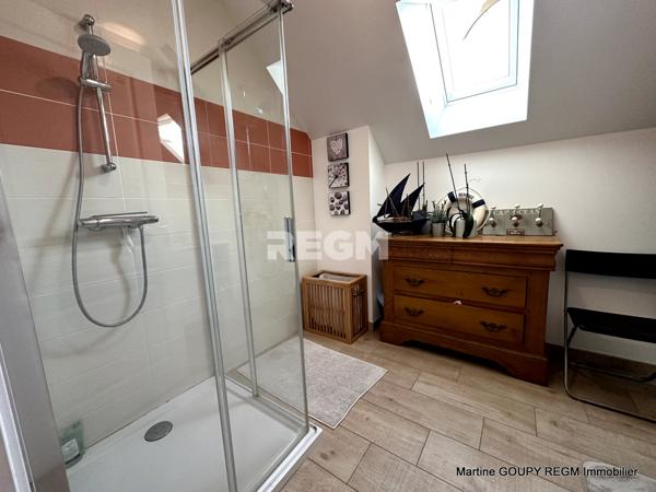 Ouzouer-le-Marché (41240) BEAUCE LA ROMAINE (Ouzouer-le-Marché) 41 – Grande maison familiale – 6/7 Chbres -300 m² hab – Ateliers-Dépenda