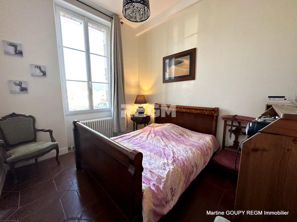 Ouzouer-le-Marché (41240) BEAUCE LA ROMAINE (Ouzouer-le-Marché) 41 – Grande maison familiale – 6/7 Chbres -300 m² hab – Ateliers-Dépenda