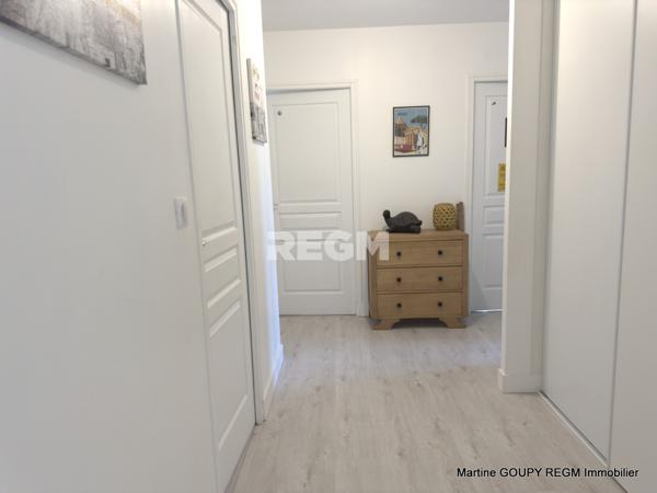 Ouzouer-le-Marché (41240) BEAUCE LA ROMAINE (Ouzouer-le-Marché) 41 – Grande maison familiale – 6/7 Chbres -300 m² hab – Ateliers-Dépenda