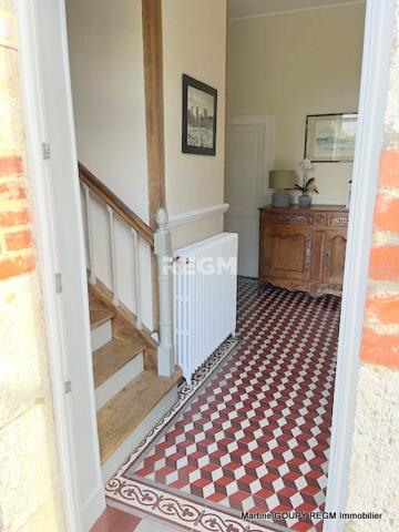 Ouzouer-le-Marché (41240) BEAUCE LA ROMAINE (Ouzouer-le-Marché) 41 – Grande maison familiale – 6/7 Chbres -300 m² hab – Ateliers-Dépenda