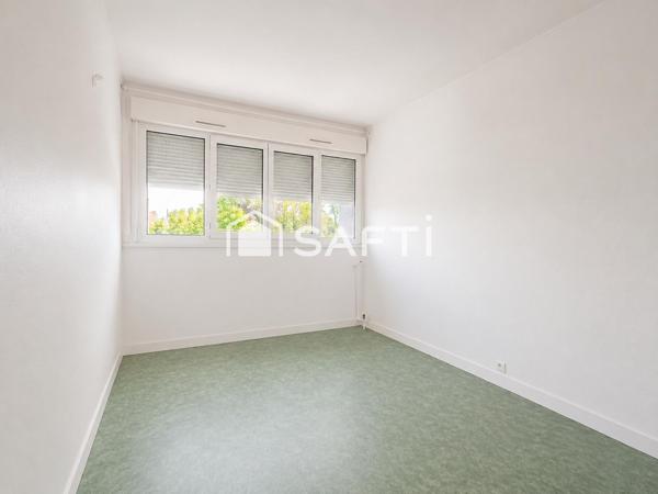 Spacieux 3 chambres, balcon sud, sécurisé
