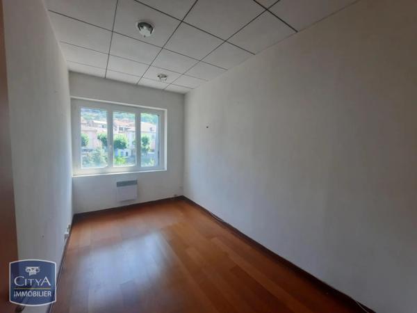 Appartement à louer 4 pièces 91.15m² Tarascon-sur-Ariège (09400)