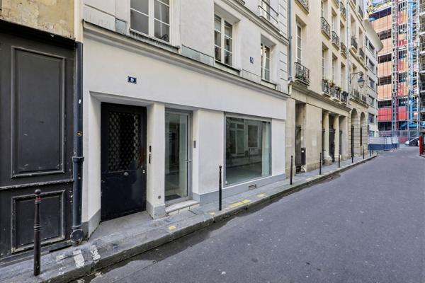 Bureaux à vendre ou à louer - Paris 4 - Surface avec linéaire