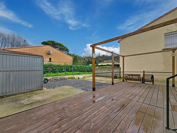 Villa entièrement rénovée à Lamalou-les-Bains – Plain-pied avec jardin