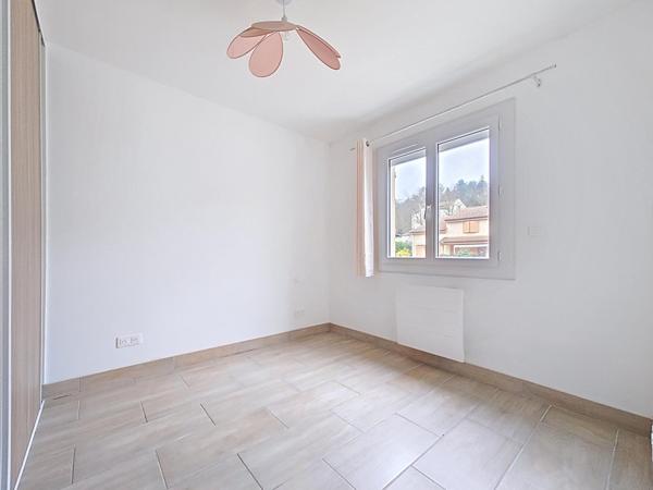 Villa entièrement rénovée à Lamalou-les-Bains – Plain-pied avec jardin