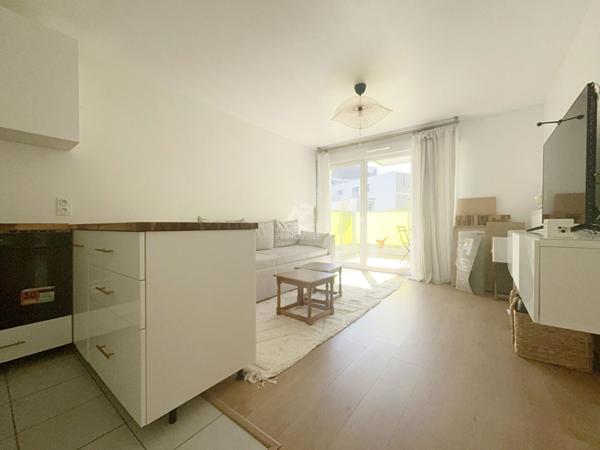 Appartement Carrieres Sous Poissy 2 pièce(s) meublé 40.19 m2

Loyer €950/mois charges comprises **

- Ref : 8367