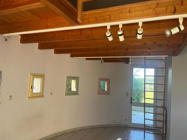 Maison lumineuse de plain-pied 5 chambres aux portes de LA REOLE (33)