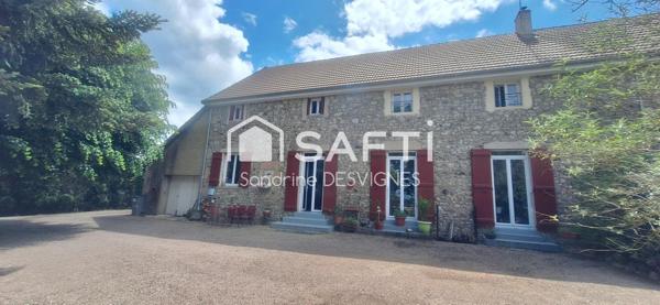 Longère, 5 chambres sur 9 400 m2 terrain