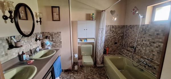 Longère, 5 chambres sur 9 400 m2 terrain