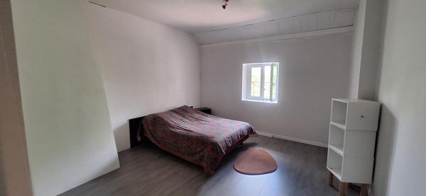 Longère, 5 chambres sur 9 400 m2 terrain