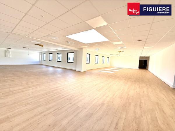 BUREAUX RENOVÉS A LOUER A VITROLLES