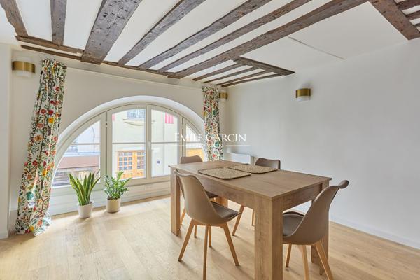 A VENDRE - Appartement - Paris - 75002 - Opéra - Bourse - Palais Royal - 3 pièces - 2 chambres - 53 m²
