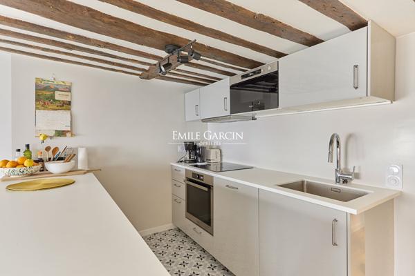 A VENDRE - Appartement - Paris - 75002 - Opéra - Bourse - Palais Royal - 3 pièces - 2 chambres - 53 m²