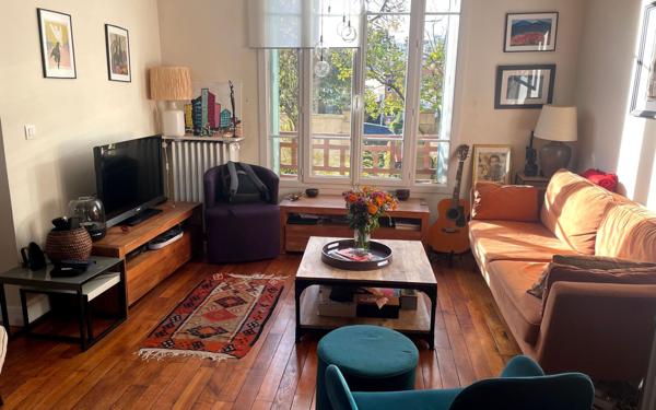 Immeuble à vendre    6 pièces •  Arcueil