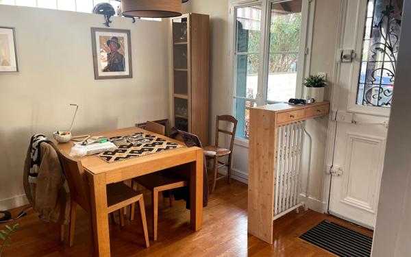 Immeuble à vendre    6 pièces •  Arcueil