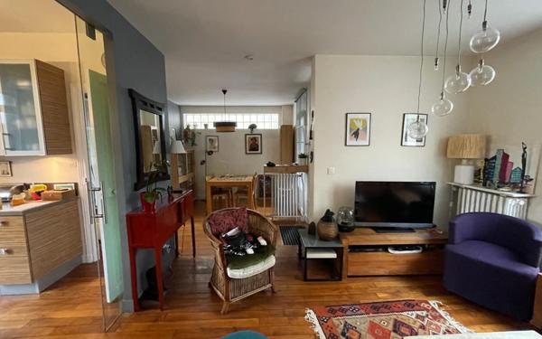 Immeuble à vendre    6 pièces •  Arcueil