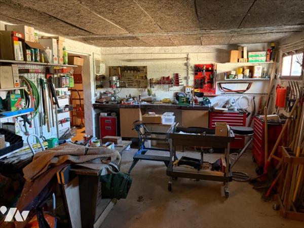 BOURG DE MONTAMISE - 206 M² HAB - TERRAIN 1800 M²