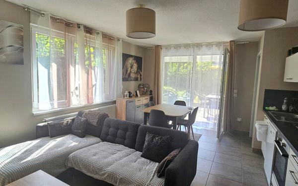 Appartement à vendre    2 pièces • 42 m2 Lampertheim