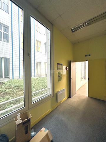 BUREAUX à LOUER de 273 m²