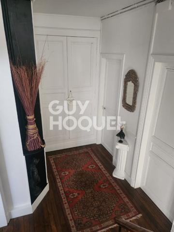 Maison de Maître à Vendre à Gouaix - Charme et tranquillité