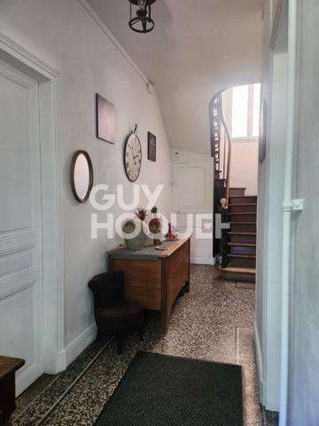 Maison de Maître à Vendre à Gouaix - Charme et tranquillité