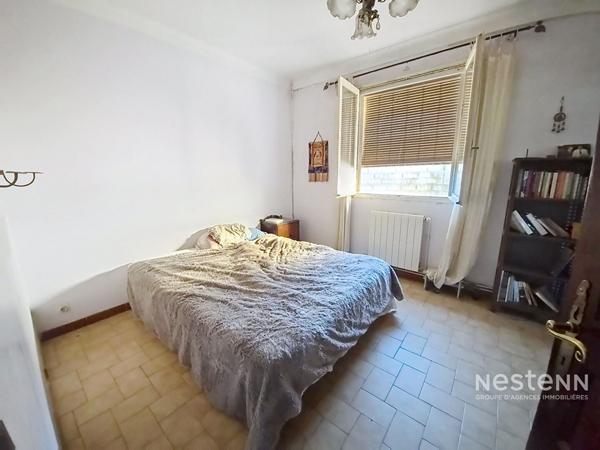 Rare maison avec potentiel , possibilité de construire encore sur cette parcelle sans vis à vis