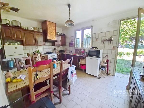 Rare maison avec potentiel , possibilité de construire encore sur cette parcelle sans vis à vis