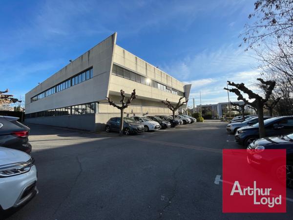 BUREAUX A LOUER - MONTPELLIER MILLENAIRE - PARKINGS