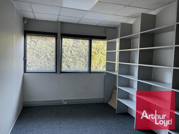 BUREAUX A LOUER - MONTPELLIER MILLENAIRE - PARKINGS