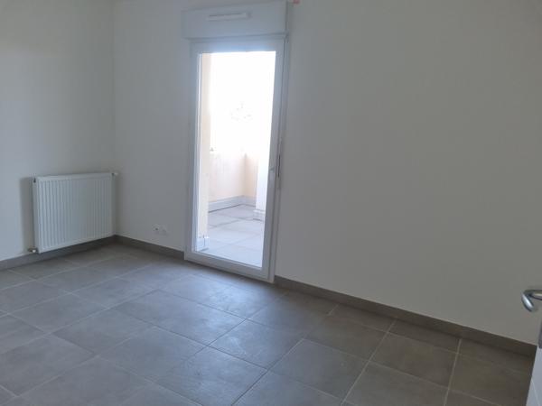 APPARTEMENT T3 – 61,94 m² AVEC TERRASSE À ORANGE Orange (84100)