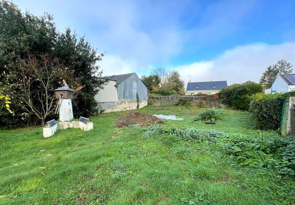 Gennes-Val-De-Loire - Grezillé - Terrain Constructible hors lotissement de 427m2
