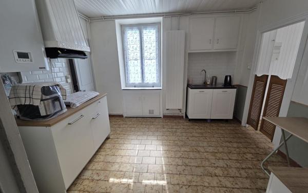 Maison à vendre    3 pièces • 78 m2 Saint-Vallier