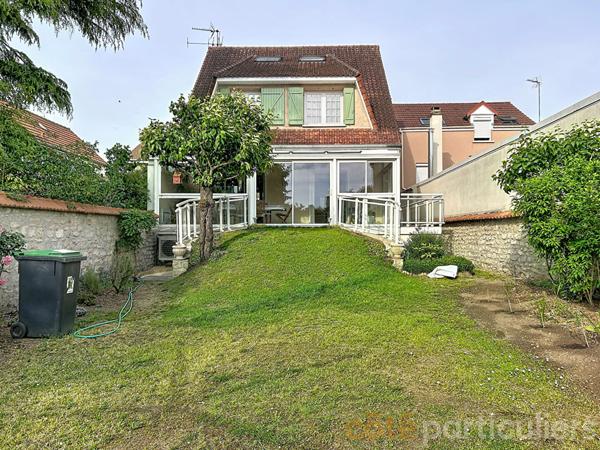 Vente Maison160 m² - 7 Pièces - SAINT MAUR DES FOSSES (94100)