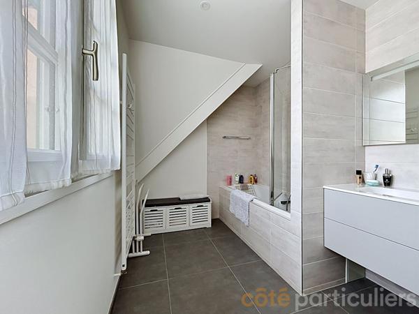 Vente Maison160 m² - 7 Pièces - SAINT MAUR DES FOSSES (94100)