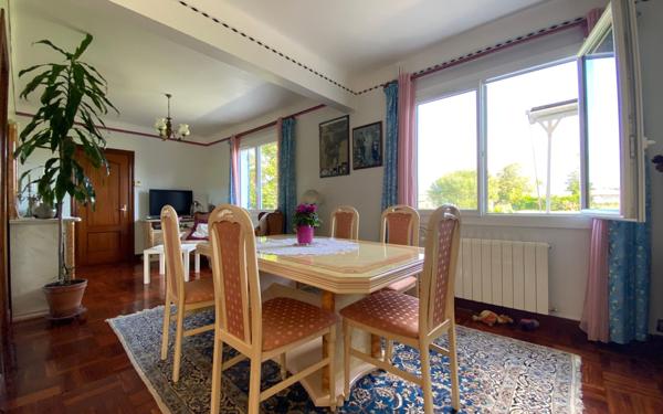 Maison à vendre    6 pièces •  Bénesse-Maremne